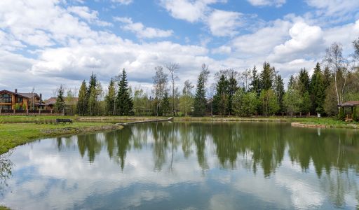 Участок у воды в Руза Фэмили Парк