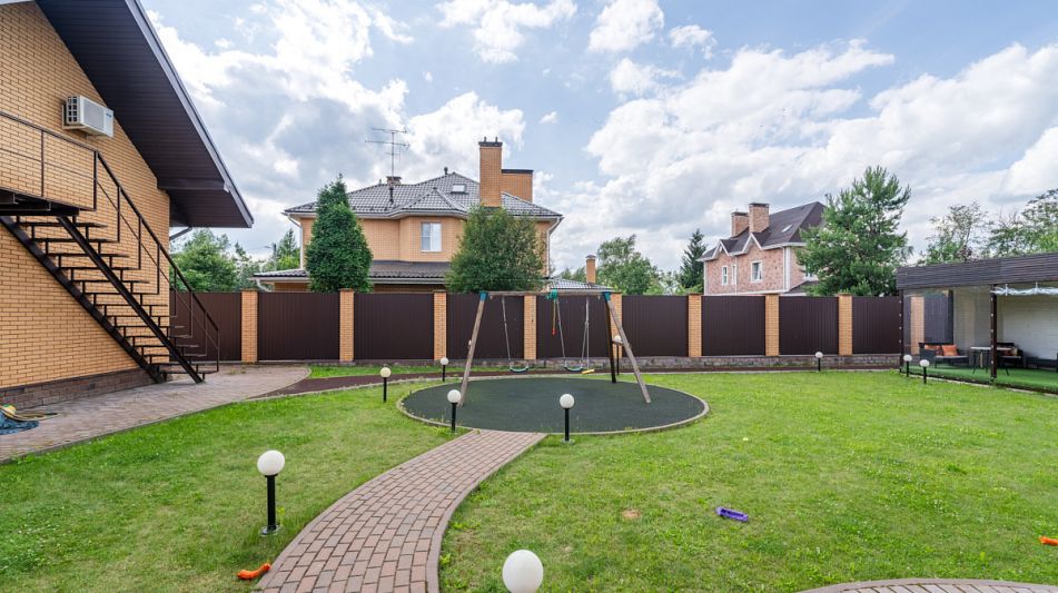 Новый стильный дом в Хлябово