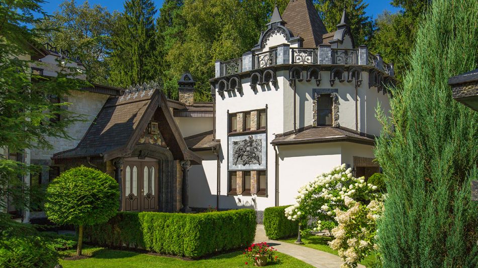 Дом - Замок для жизни в Троицком