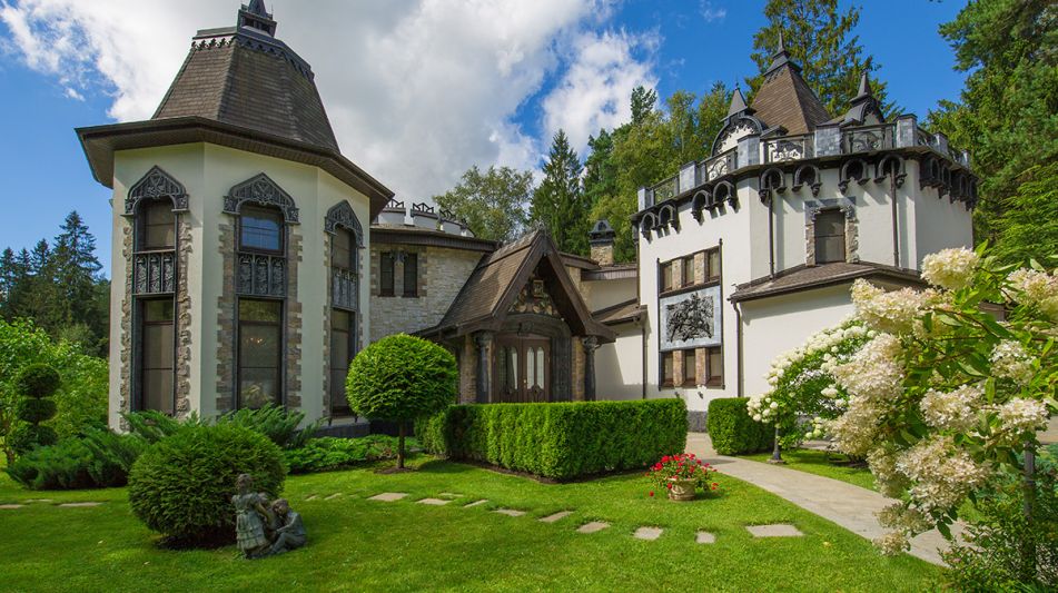 Дом - Замок для жизни в Троицком