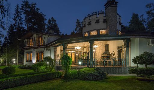 Дом - Замок для жизни в Троицком