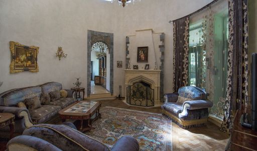 Дом - Замок для жизни в Троицком