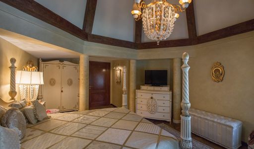 Дом - Замок для жизни в Троицком