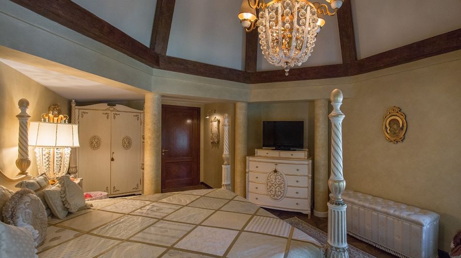 Дом - Замок для жизни в Троицком