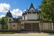 Дом - Замок для жизни в Троицком