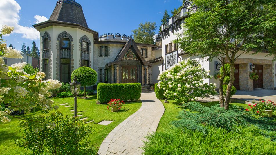 Дом - Замок для жизни в Троицком