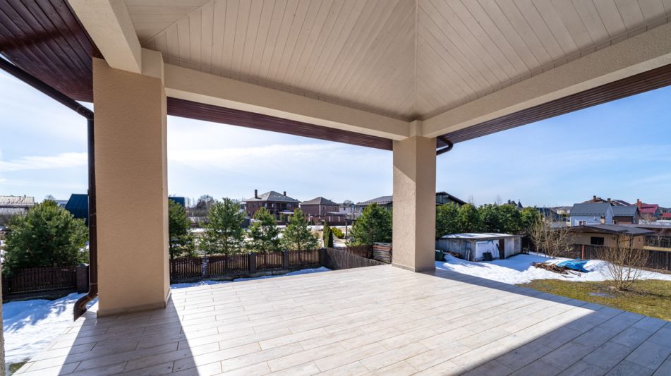 Дольче Вилла в Пестово Лайф