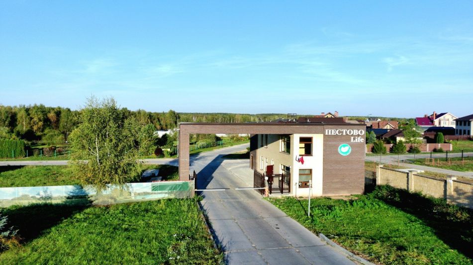 Дольче Вилла в Пестово Лайф