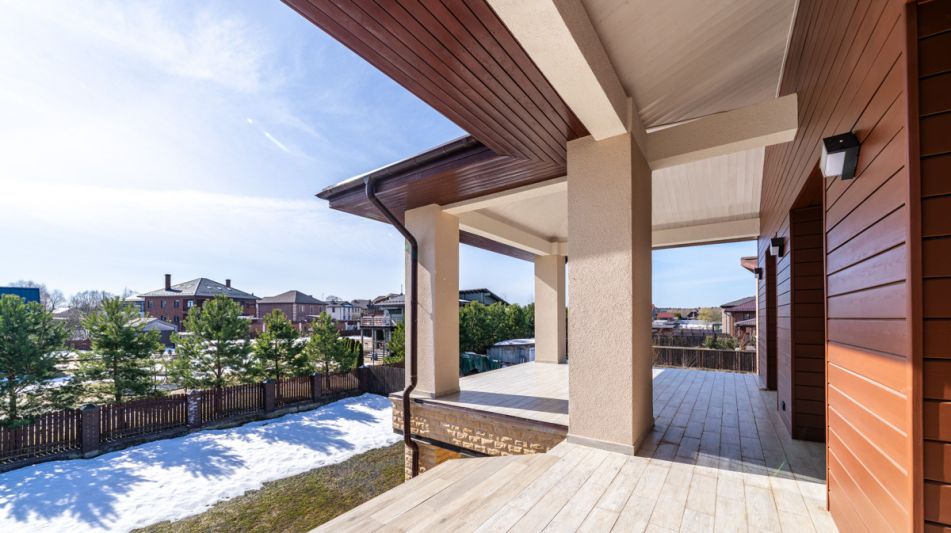 Дольче Вилла в Пестово Лайф