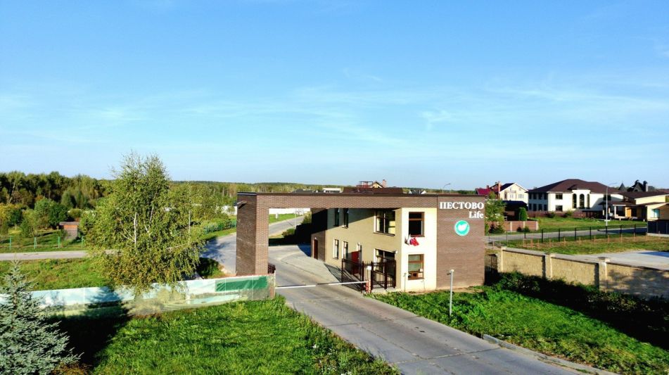 Дольче Вилла в Пестово Лайф