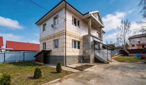 Дом в Базарово