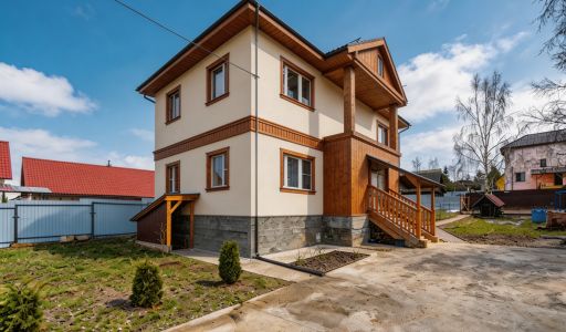 Дом в Базарово