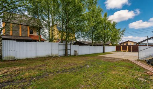 Дом в Базарово