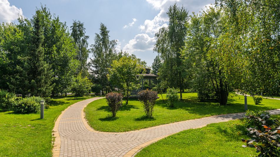 Дом с бассейном в КП Новорижский