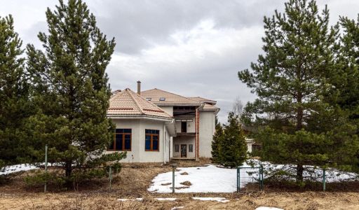 Дом под отделку в КП Озёрное