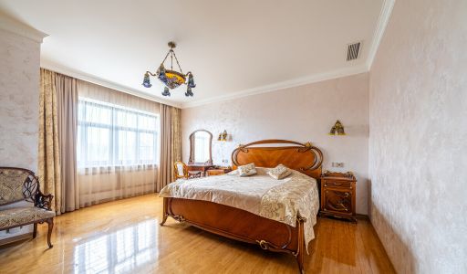 Дом с баней в КП Грин Хилл