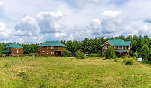 Поместье  на берегу реки Нерль