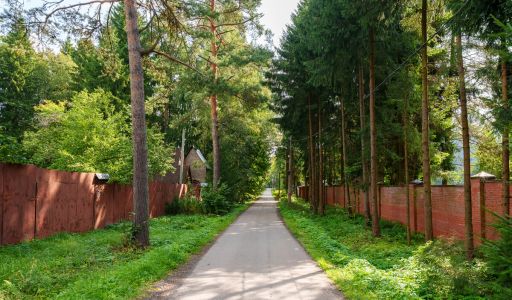 Под пансионат в п. Зеленоградский