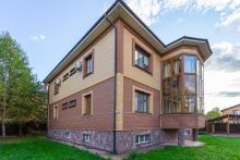 Дом в деревне Бородино