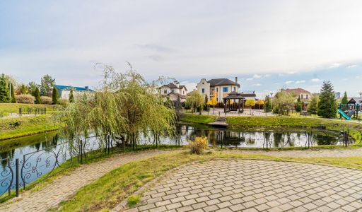 Уникальный дом в Николиной поляне