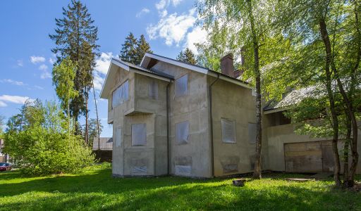 Дом под отделку в поселке Дубрава