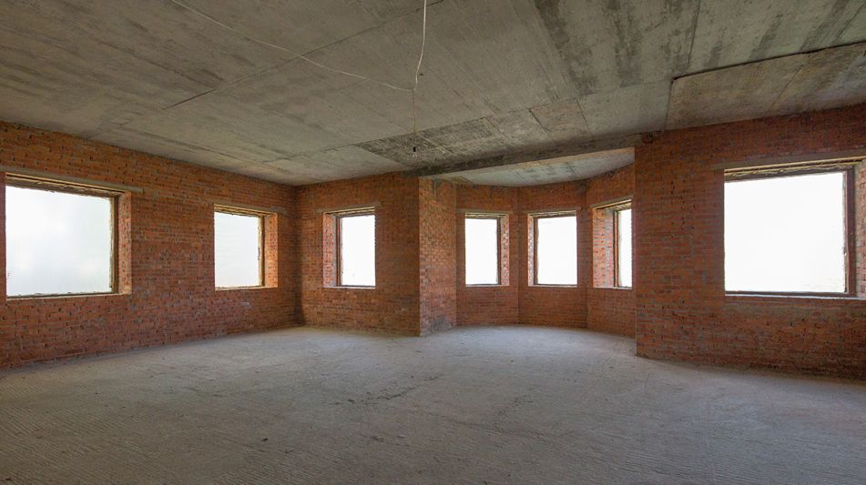 Дом под отделку в поселке Дубрава