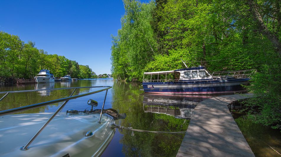 Дом под отделку в поселке Дубрава