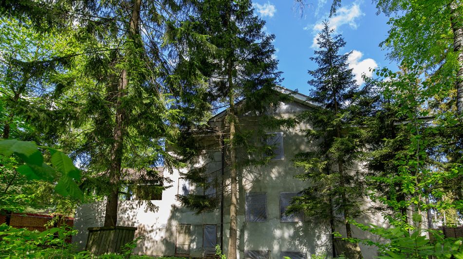 Дом под отделку в поселке Дубрава