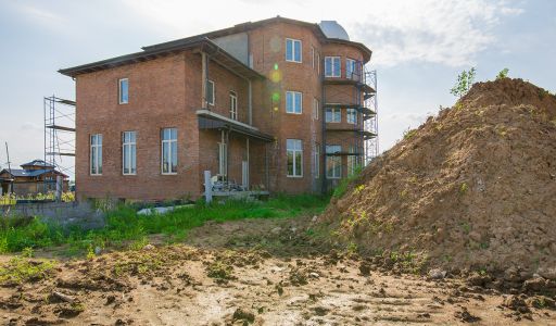 Шикарная усадьба в поселке Аврора