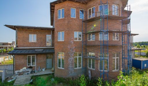 Шикарная усадьба в поселке Аврора