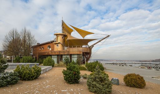 Золотой город