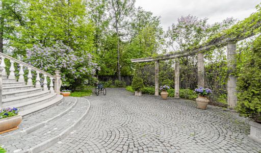Усадьба в Лосино-Петровское