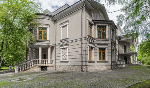 Усадьба в Лосино-Петровское