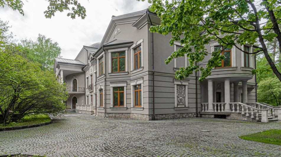 Усадьба в Лосино-Петровское