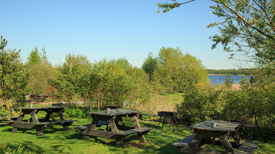 Усадьба на берегу оз. Селигер