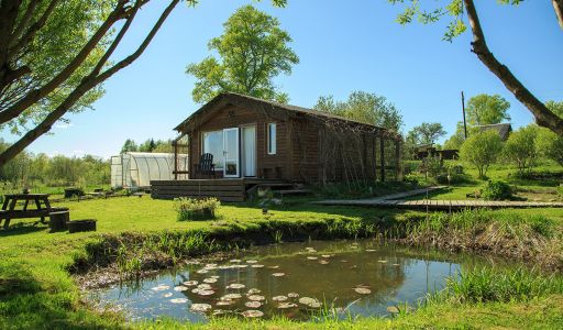 Усадьба на берегу оз. Селигер