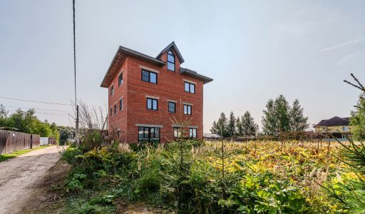 Дом под отделку в пос. Ермолино