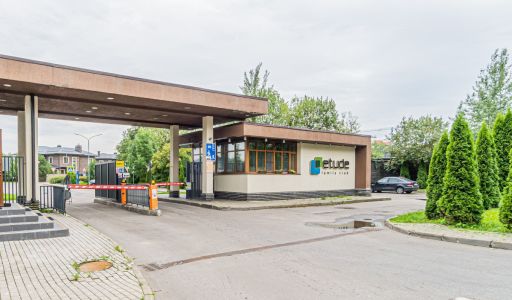 Этюд Фэмили Клаб