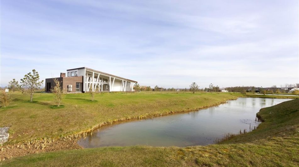 Дом в кп Вилла Линкс