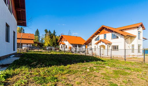 Дом у озера в КП Спас-Каменка