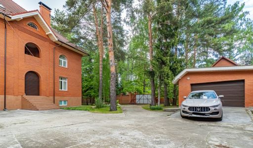 Загородная усадьба в Троицком