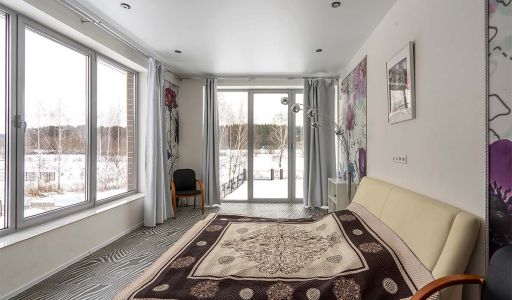 Дом у воды в Глухово