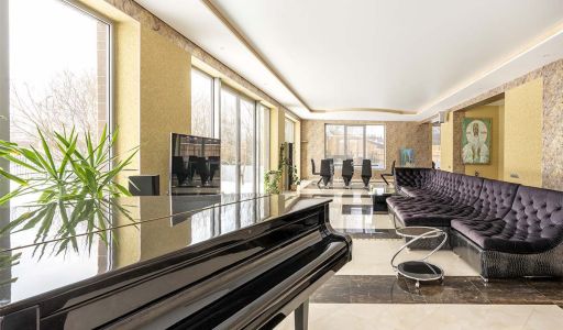 Дом у воды в Глухово