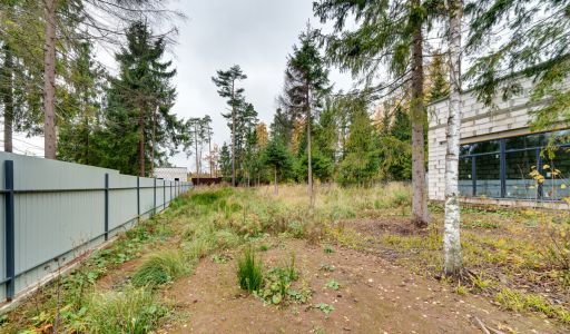 Дом без отделки в поселке Топаз