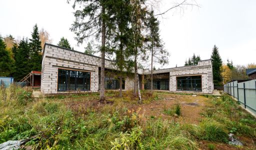 Дом без отделки в поселке Топаз