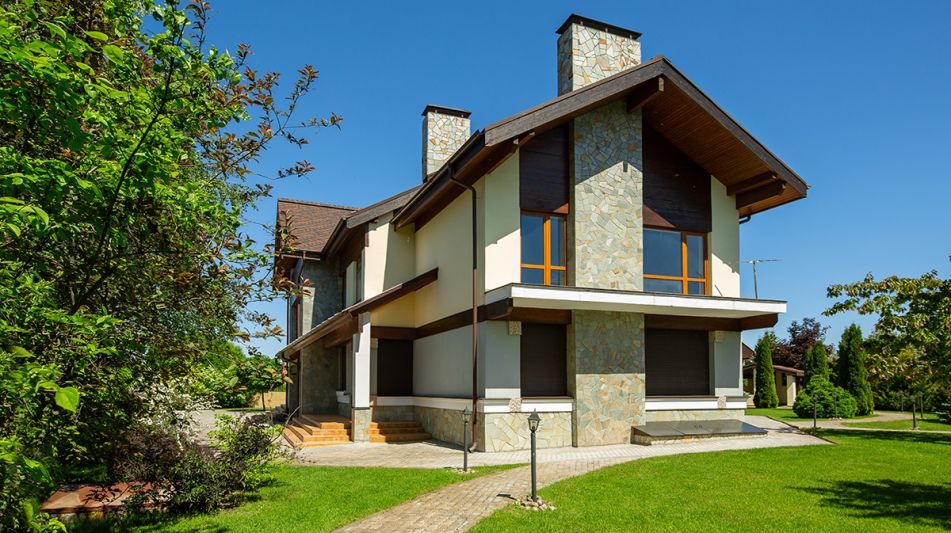 Дом в поселке Большая Черная