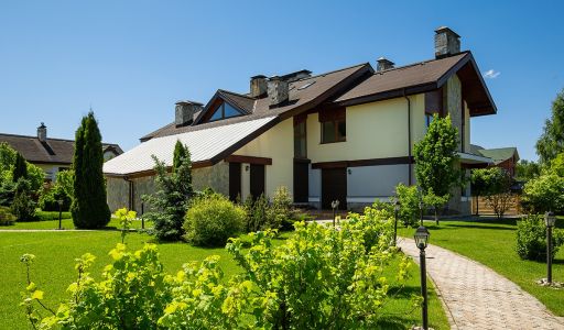 Дом в поселке Большая Черная