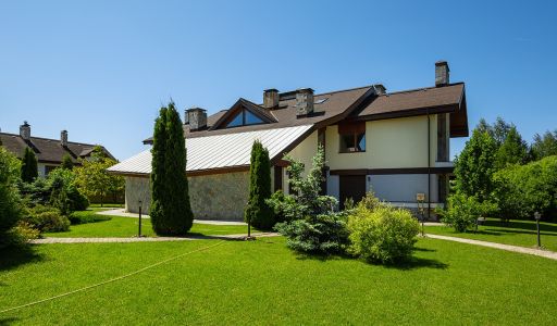 Дом в поселке Большая Черная