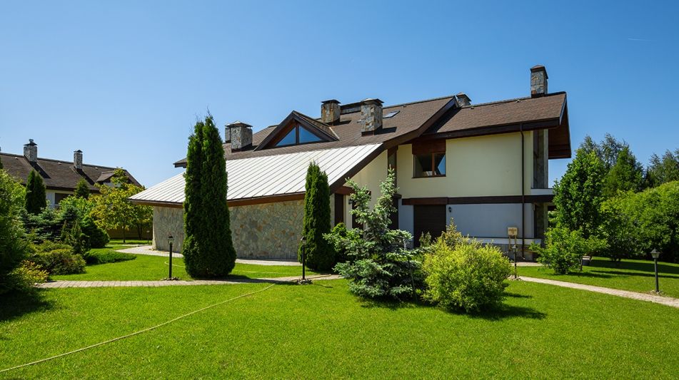 Дом в поселке Большая Черная