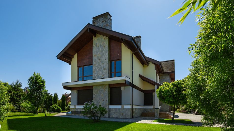 Дом в поселке Большая Черная